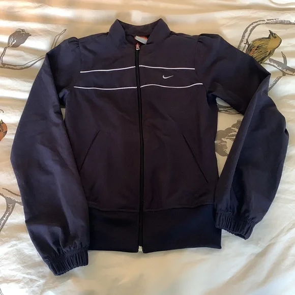 Nike jacket - Picture 2 of 8
